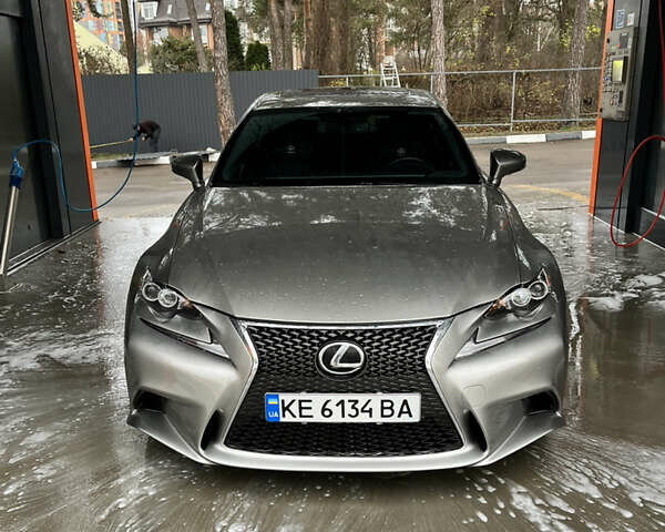 Сірий Лексус ІС, об'ємом двигуна 3.46 л та пробігом 180 тис. км за 19000 $, фото 5 на Automoto.ua