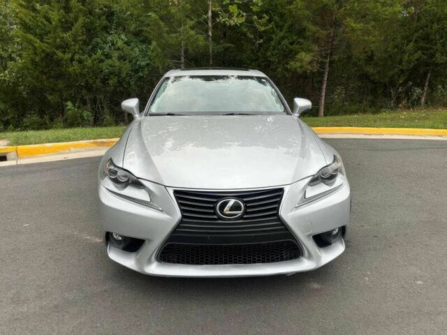 Серый Лексус ИС, объемом двигателя 2.5 л и пробегом 73 тыс. км за 9700 $, фото 1 на Automoto.ua