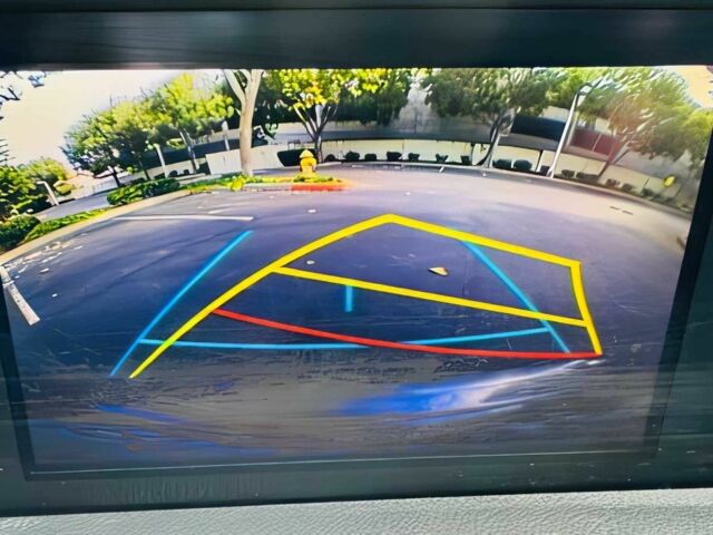 Сірий Лексус ІС, об'ємом двигуна 2.5 л та пробігом 71 тис. км за 11000 $, фото 12 на Automoto.ua