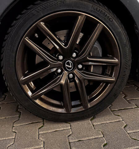 Сірий Лексус ІС, об'ємом двигуна 2 л та пробігом 137 тис. км за 19146 $, фото 13 на Automoto.ua