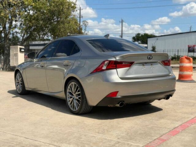 Серый Лексус ИС, объемом двигателя 2.5 л и пробегом 71 тыс. км за 3900 $, фото 3 на Automoto.ua