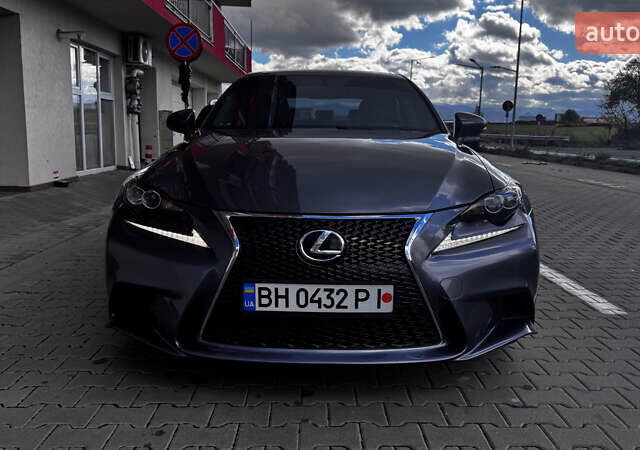 Сірий Лексус ІС, об'ємом двигуна 2 л та пробігом 137 тис. км за 19146 $, фото 2 на Automoto.ua