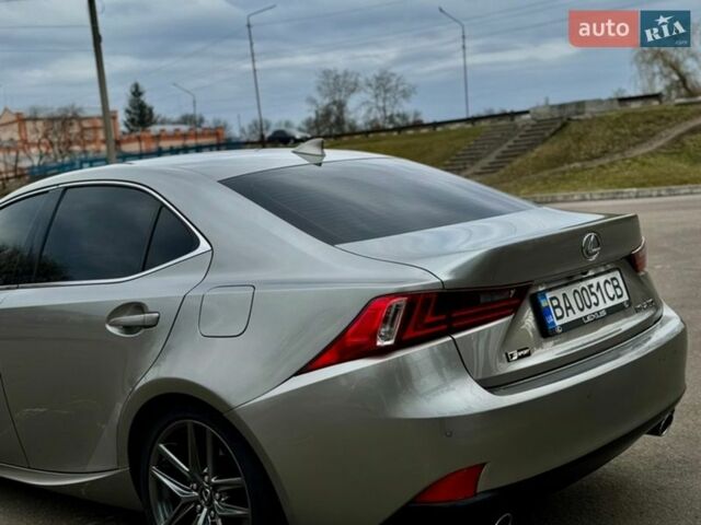 Серый Лексус ИС, объемом двигателя 2.5 л и пробегом 175 тыс. км за 19000 $, фото 6 на Automoto.ua
