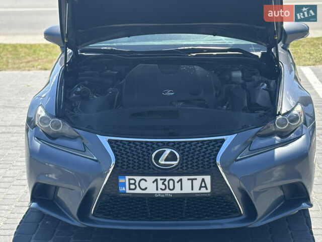 Серый Лексус ИС, объемом двигателя 2.5 л и пробегом 219 тыс. км за 16400 $, фото 6 на Automoto.ua