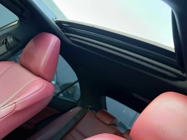 Серый Лексус ИС, объемом двигателя 3.5 л и пробегом 72 тыс. км за 3500 $, фото 10 на Automoto.ua