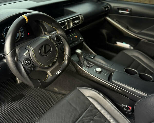 Серый Лексус ИС, объемом двигателя 2 л и пробегом 180 тыс. км за 17500 $, фото 18 на Automoto.ua