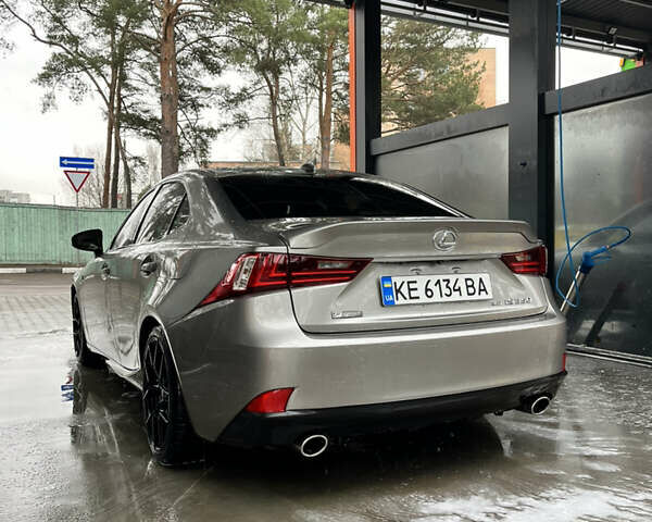 Сірий Лексус ІС, об'ємом двигуна 3.46 л та пробігом 180 тис. км за 19000 $, фото 4 на Automoto.ua