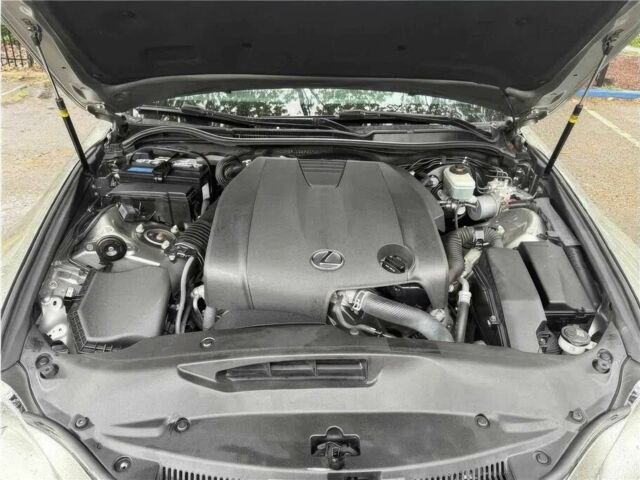 Серый Лексус ИС, объемом двигателя 2.5 л и пробегом 71 тыс. км за 4600 $, фото 9 на Automoto.ua