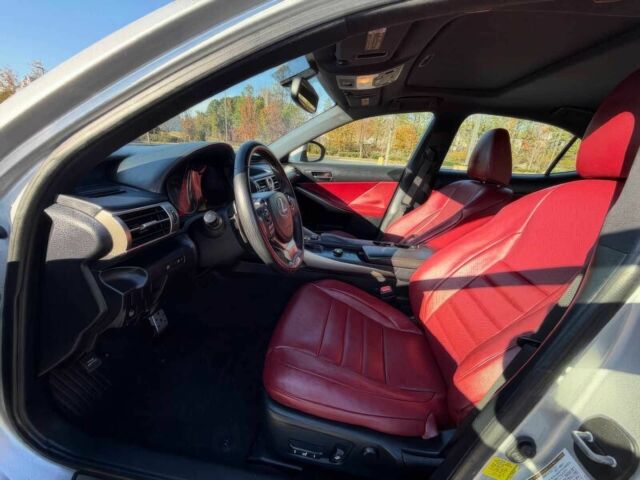 Сірий Лексус ІС, об'ємом двигуна 2.5 л та пробігом 73 тис. км за 14550 $, фото 7 на Automoto.ua