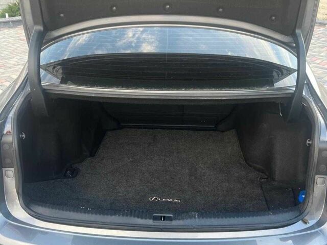 Сірий Лексус ІС, об'ємом двигуна 2 л та пробігом 124 тис. км за 17100 $, фото 7 на Automoto.ua