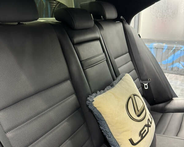 Сірий Лексус ІС, об'ємом двигуна 2 л та пробігом 145 тис. км за 23000 $, фото 32 на Automoto.ua