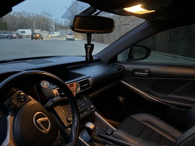 Сірий Лексус ІС, об'ємом двигуна 2 л та пробігом 130 тис. км за 15499 $, фото 13 на Automoto.ua