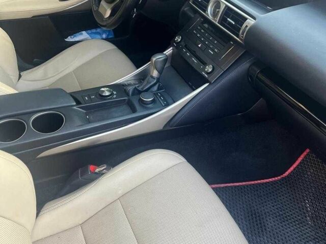 Сірий Лексус ІС, об'ємом двигуна 2 л та пробігом 124 тис. км за 17100 $, фото 13 на Automoto.ua