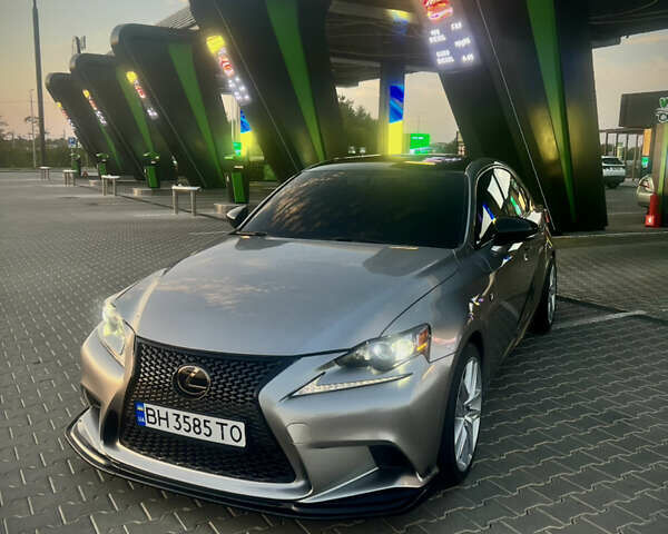 Сірий Лексус ІС, об'ємом двигуна 2 л та пробігом 87 тис. км за 18999 $, фото 6 на Automoto.ua