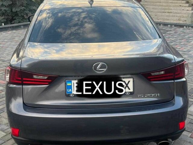 Сірий Лексус ІС, об'ємом двигуна 2 л та пробігом 124 тис. км за 17100 $, фото 2 на Automoto.ua