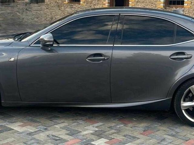 Сірий Лексус ІС, об'ємом двигуна 2 л та пробігом 124 тис. км за 17100 $, фото 3 на Automoto.ua