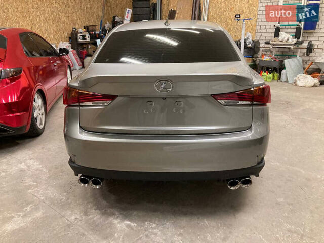 Серый Лексус ИС, объемом двигателя 2 л и пробегом 57 тыс. км за 21500 $, фото 36 на Automoto.ua