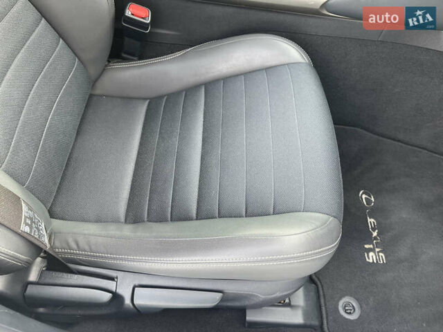 Серый Лексус ИС, объемом двигателя 2.5 л и пробегом 165 тыс. км за 19500 $, фото 57 на Automoto.ua