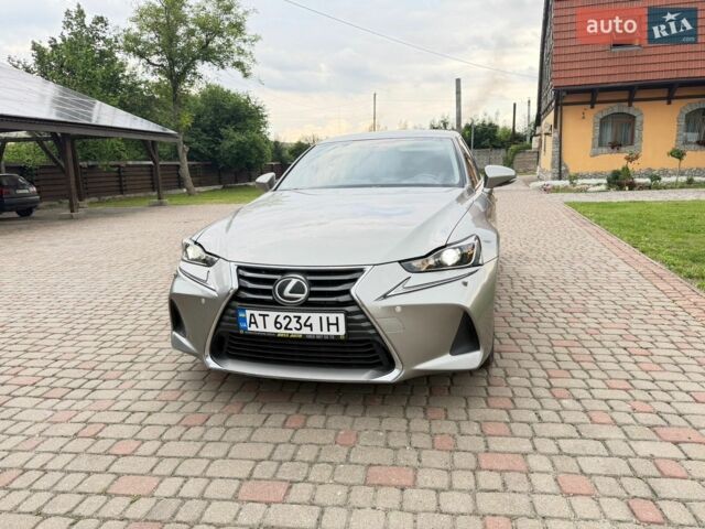 Сірий Лексус ІС, об'ємом двигуна 2 л та пробігом 98 тис. км за 17700 $, фото 20 на Automoto.ua