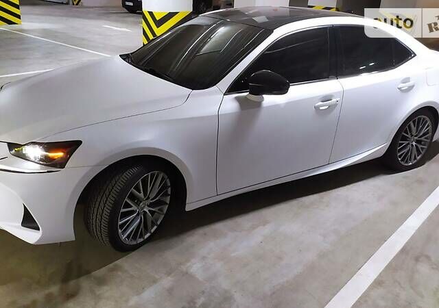 Серый Лексус ИС, объемом двигателя 2 л и пробегом 57 тыс. км за 21500 $, фото 21 на Automoto.ua