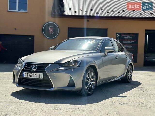 Сірий Лексус ІС, об'ємом двигуна 2 л та пробігом 98 тис. км за 21200 $, фото 27 на Automoto.ua