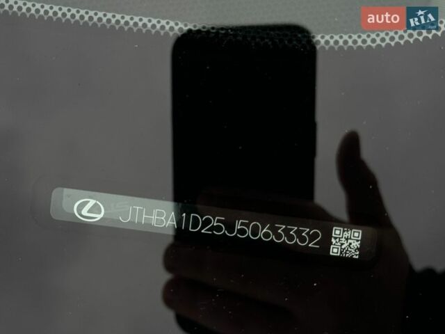 Серый Лексус ИС, объемом двигателя 2 л и пробегом 61 тыс. км за 22000 $, фото 18 на Automoto.ua