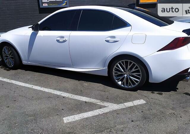 Серый Лексус ИС, объемом двигателя 2 л и пробегом 57 тыс. км за 21500 $, фото 11 на Automoto.ua