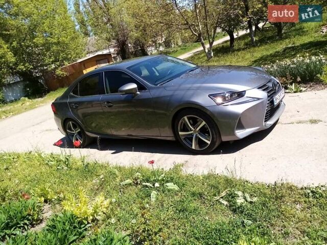 Сірий Лексус ІС, об'ємом двигуна 2 л та пробігом 74 тис. км за 21000 $, фото 1 на Automoto.ua