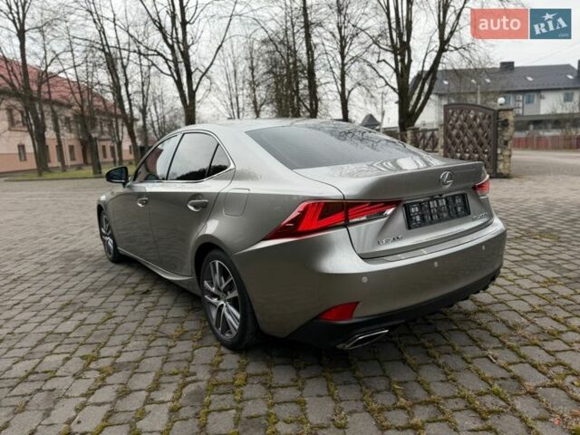 Серый Лексус ИС, объемом двигателя 2 л и пробегом 98 тыс. км за 20400 $, фото 15 на Automoto.ua