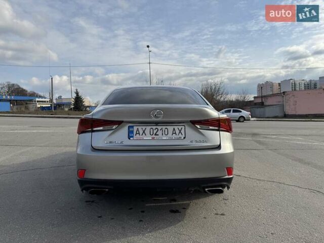 Серый Лексус ИС, объемом двигателя 2 л и пробегом 165 тыс. км за 21500 $, фото 11 на Automoto.ua
