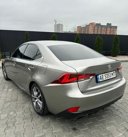 Серый Лексус ИС, объемом двигателя 2 л и пробегом 165 тыс. км за 23000 $, фото 15 на Automoto.ua