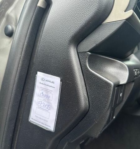 Серый Лексус ИС, объемом двигателя 2 л и пробегом 165 тыс. км за 23000 $, фото 9 на Automoto.ua