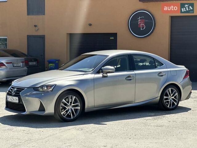 Сірий Лексус ІС, об'ємом двигуна 2 л та пробігом 98 тис. км за 21200 $, фото 16 на Automoto.ua