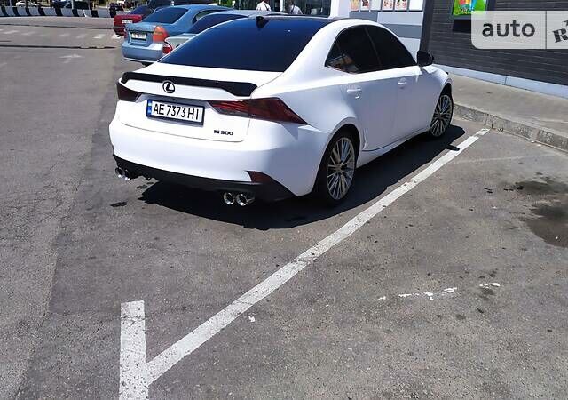 Серый Лексус ИС, объемом двигателя 2 л и пробегом 57 тыс. км за 21500 $, фото 12 на Automoto.ua