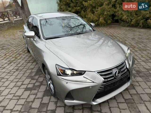 Серый Лексус ИС, объемом двигателя 2 л и пробегом 98 тыс. км за 20400 $, фото 23 на Automoto.ua