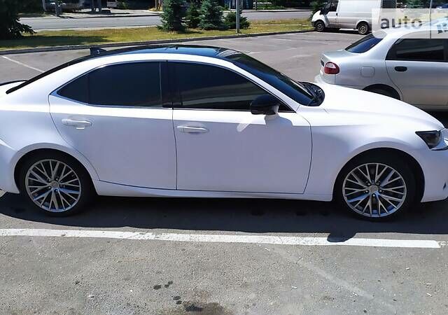 Серый Лексус ИС, объемом двигателя 2 л и пробегом 57 тыс. км за 21500 $, фото 13 на Automoto.ua