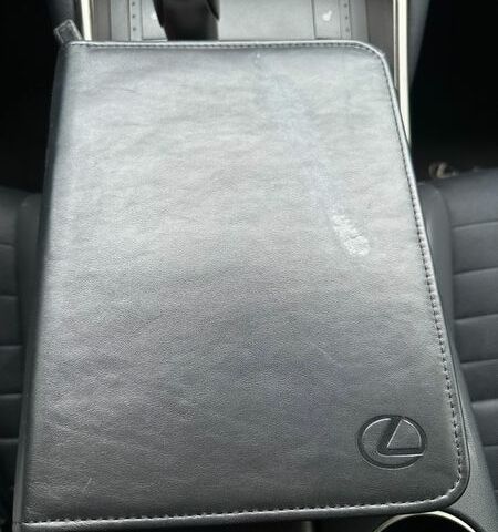 Серый Лексус ИС, объемом двигателя 2 л и пробегом 165 тыс. км за 23000 $, фото 28 на Automoto.ua