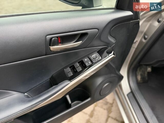 Серый Лексус ИС, объемом двигателя 2 л и пробегом 98 тыс. км за 20400 $, фото 26 на Automoto.ua