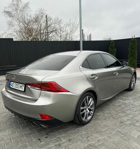 Серый Лексус ИС, объемом двигателя 2 л и пробегом 165 тыс. км за 23000 $, фото 13 на Automoto.ua