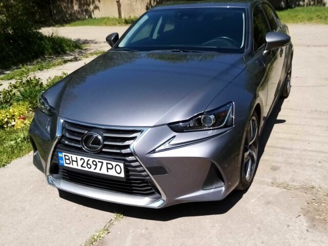 Серый Лексус ИС, объемом двигателя 2 л и пробегом 74 тыс. км за 22000 $, фото 2 на Automoto.ua