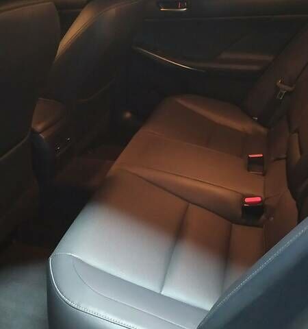 Серый Лексус ИС, объемом двигателя 2 л и пробегом 57 тыс. км за 21500 $, фото 22 на Automoto.ua