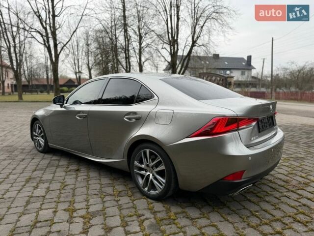 Серый Лексус ИС, объемом двигателя 2 л и пробегом 98 тыс. км за 20400 $, фото 16 на Automoto.ua