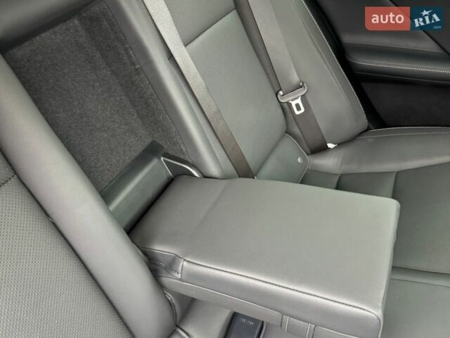 Серый Лексус ИС, объемом двигателя 2 л и пробегом 61 тыс. км за 22000 $, фото 33 на Automoto.ua