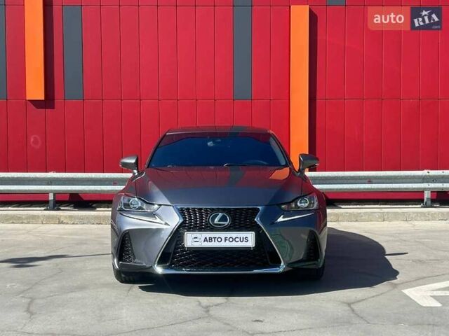 Серый Лексус ИС, объемом двигателя 2 л и пробегом 63 тыс. км за 22990 $, фото 1 на Automoto.ua