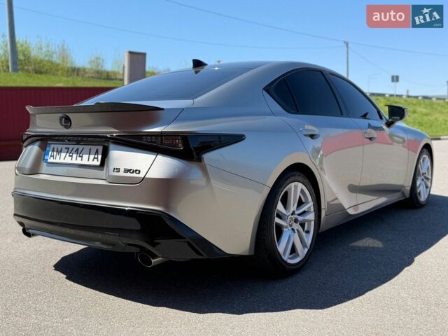 Серый Лексус ИС, объемом двигателя 2 л и пробегом 81 тыс. км за 28900 $, фото 5 на Automoto.ua