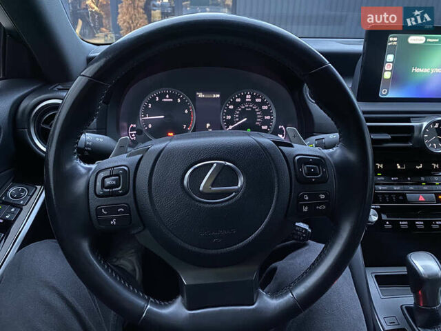 Сірий Лексус ІС, об'ємом двигуна 2 л та пробігом 55 тис. км за 36999 $, фото 20 на Automoto.ua