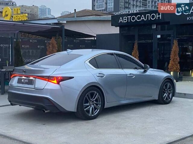 Сірий Лексус ІС, об'ємом двигуна 2 л та пробігом 55 тис. км за 36999 $, фото 6 на Automoto.ua