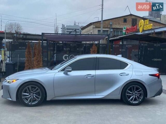 Сірий Лексус ІС, об'ємом двигуна 2 л та пробігом 55 тис. км за 36999 $, фото 3 на Automoto.ua