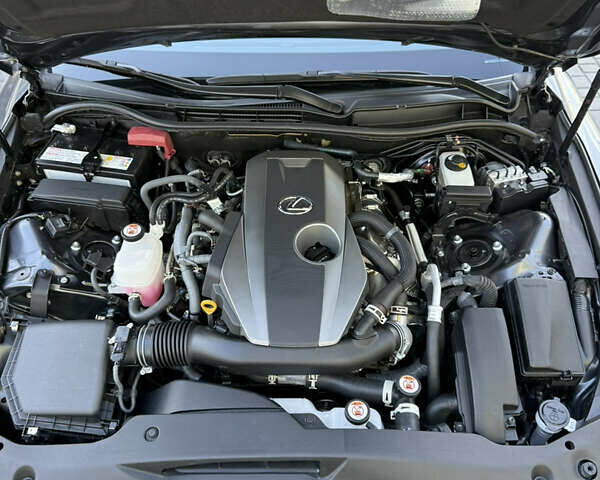 Сірий Лексус ІС, об'ємом двигуна 2 л та пробігом 10 тис. км за 35500 $, фото 31 на Automoto.ua