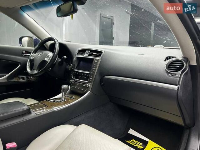 Синий Лексус ИС, объемом двигателя 2.5 л и пробегом 184 тыс. км за 13500 $, фото 22 на Automoto.ua